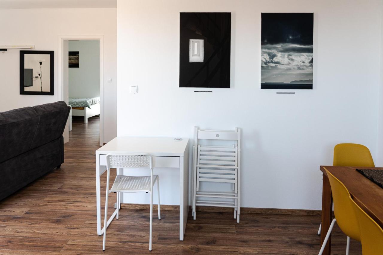 Station 22 - Brand New Apartment With A Terrace And Private Parking Vir Exterior foto